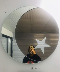 Gương treo nghệ thuật