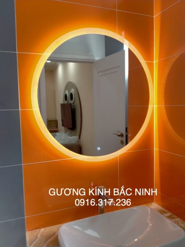 Gương soi Bắc Ninh treo tường có đèn led nhà tắm